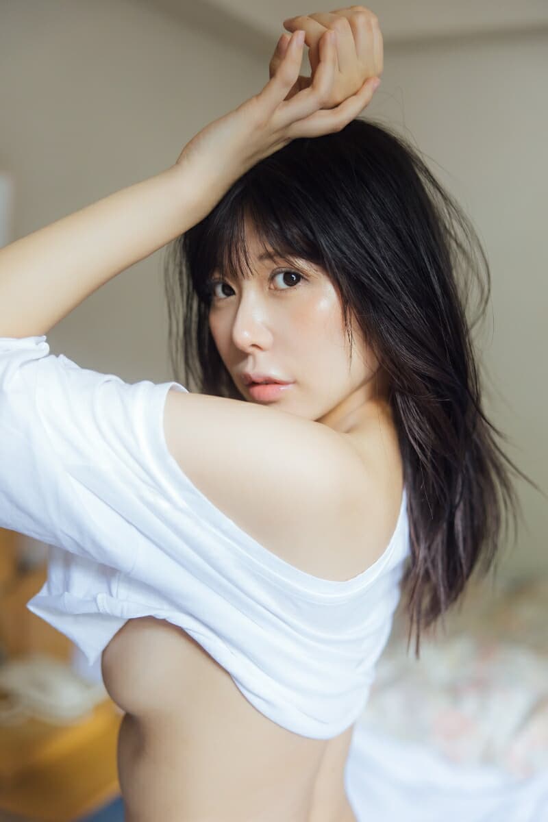 篠原冴美ファースト写真集 五月雨